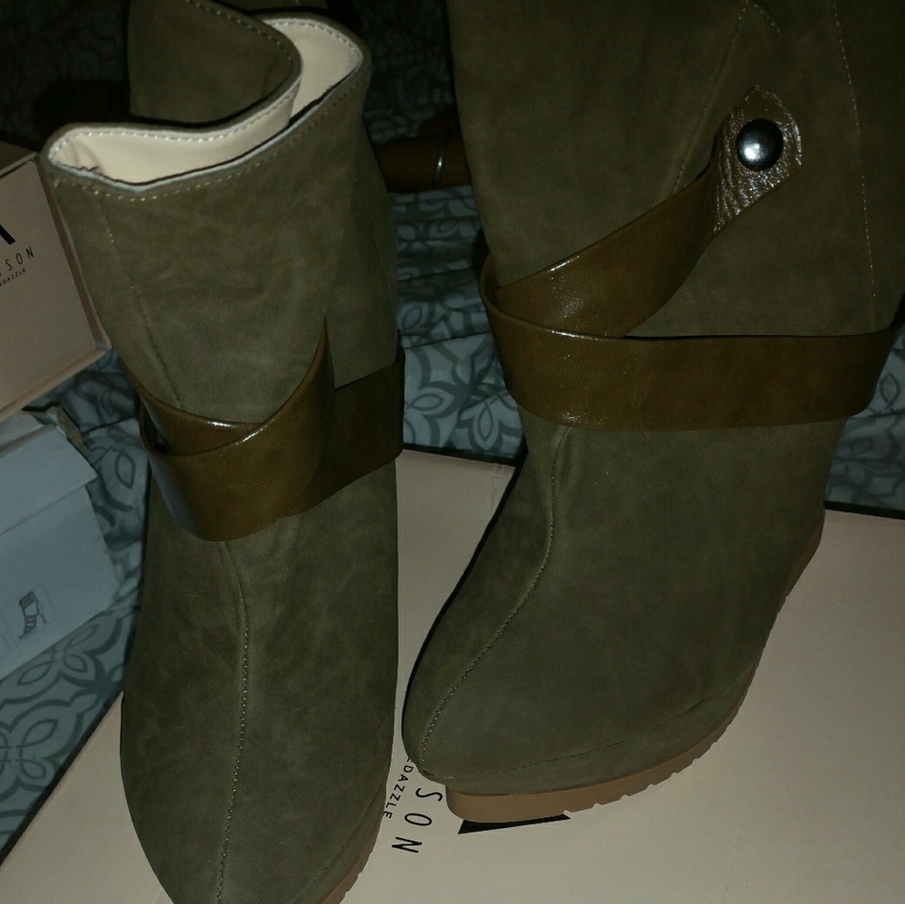 Green boots